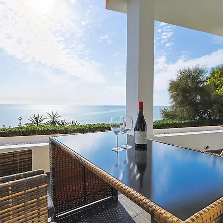 Beachfront With Terrace And Pool Apartment Malaga