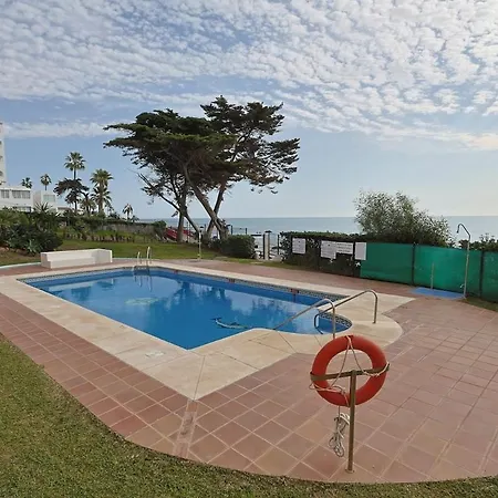 Beachfront With Terrace And Pool * Malaga