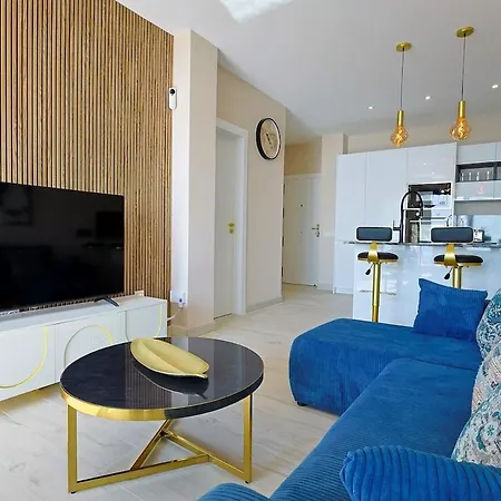 Beachfront With Terrace And Pool Apartment